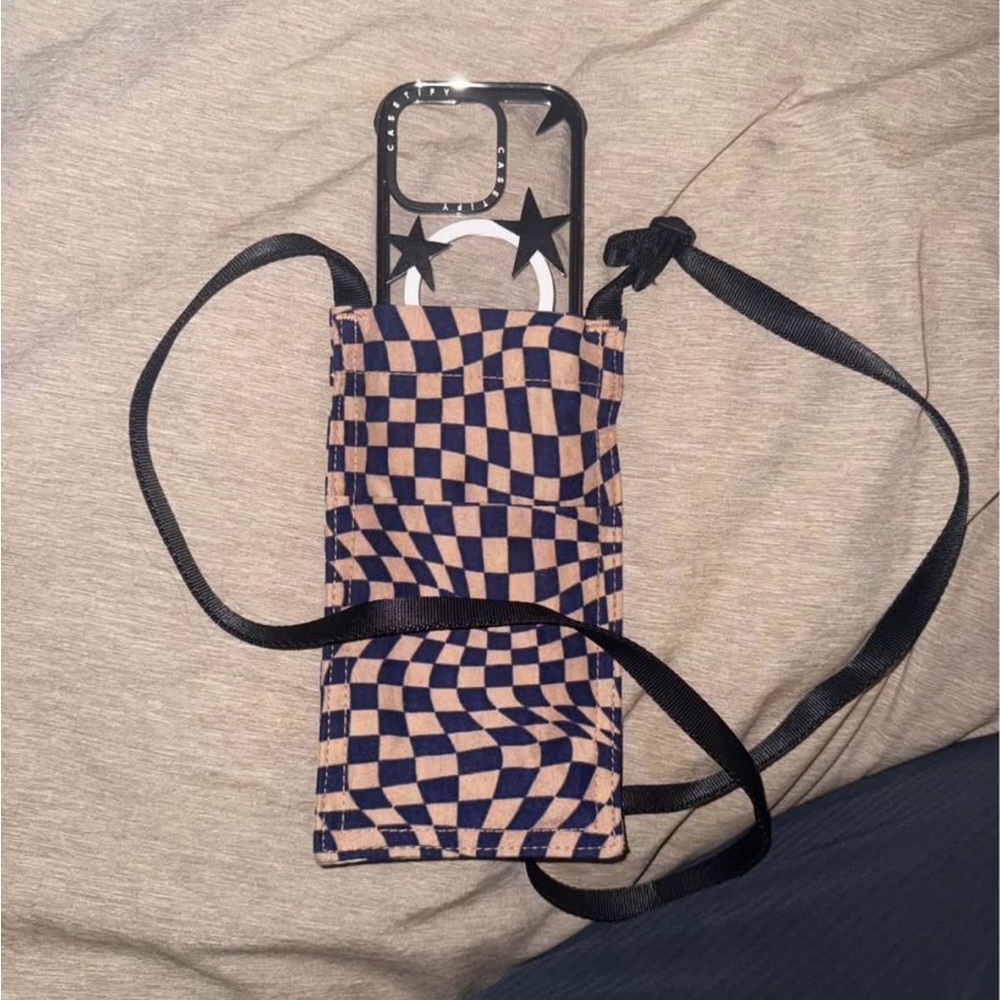 BAGGU Rare Trippy Indigo Checker Phone Sling